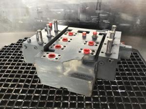 Liebherr Valveblock dismantled
